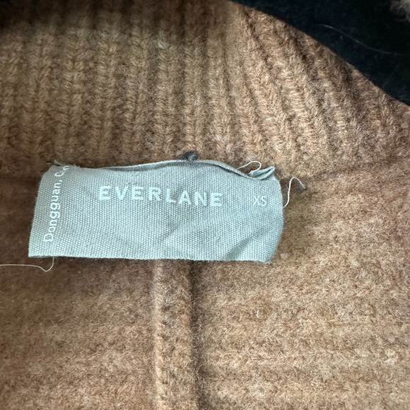 Everlane | The Half-Zip Sweater in Luxe Merino in the Color Deep Camel - Picture 7 of 9